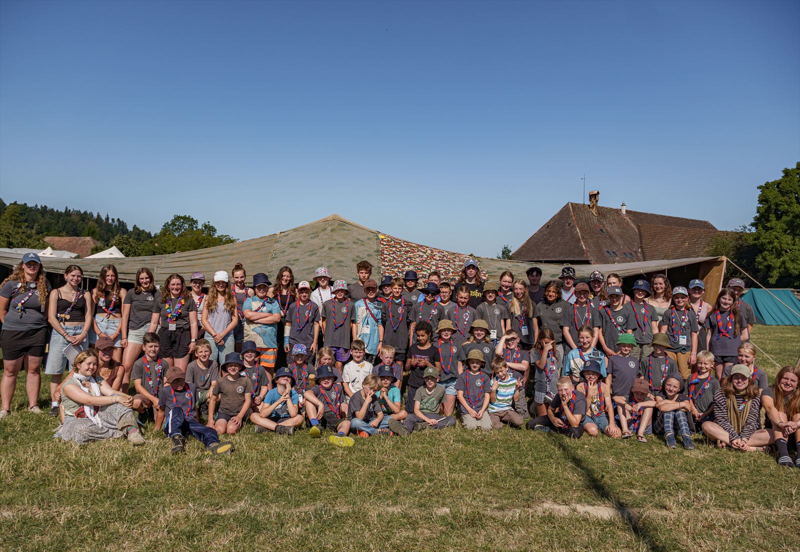 Gruppenbild der Pfadi St. Karl Rickenbach